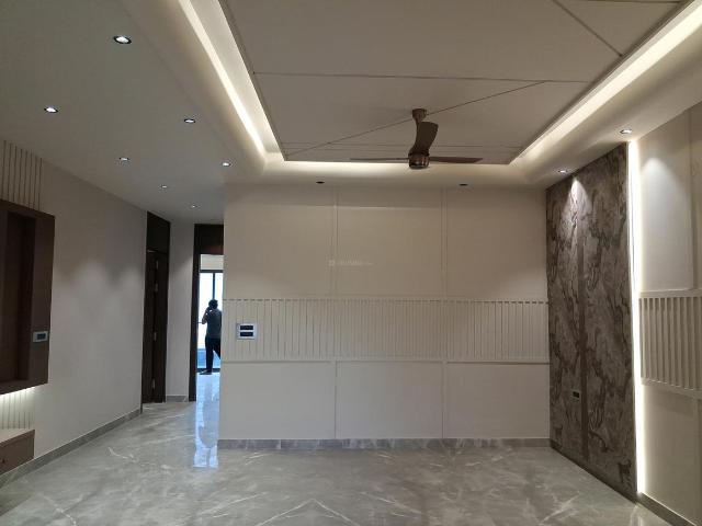 Flat for sale in West Delhi, Deri