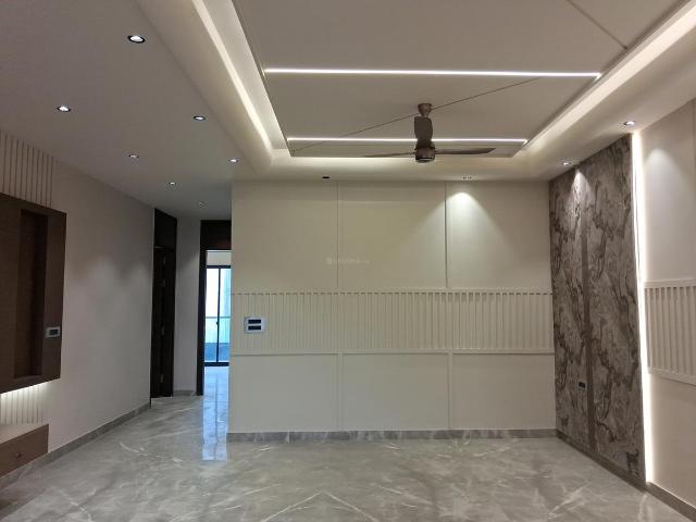 Flat for sale in West Delhi, Deri