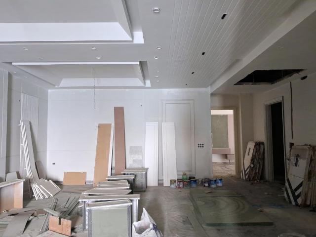 Flat for sale in West Delhi, Deri