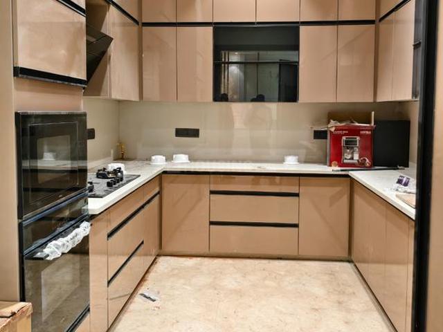 Flat for sale in Paschim Vihar, Delhi