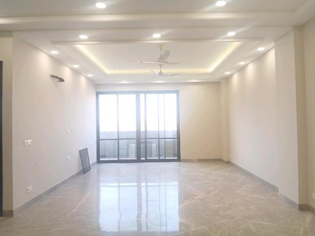 Flat for sale in West Delhi, Deri