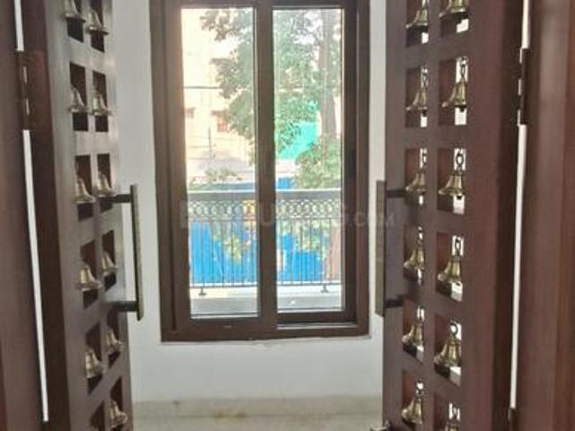 Flat for rent in North West Delhi, Deri