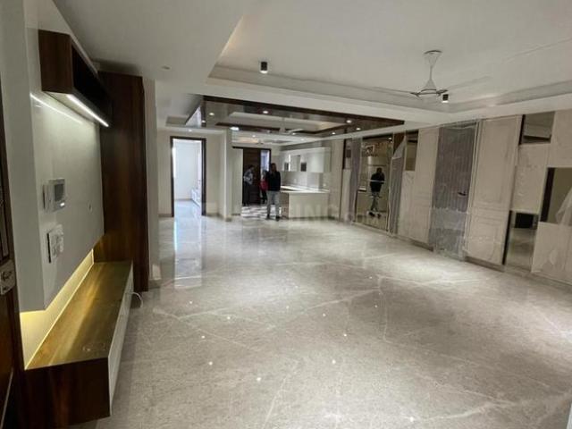 Flat for sale in North West Delhi, Deri