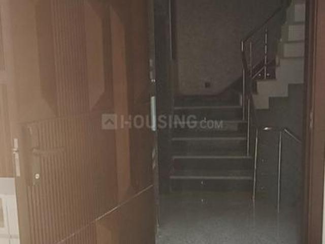 Flat for sale in North West Delhi, Deri