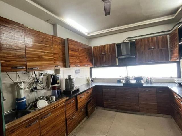 Flat for rent in West Delhi, Deri