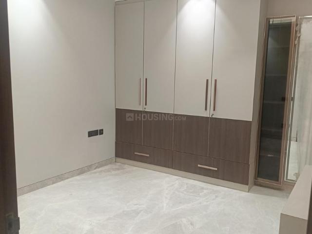 Flat for sale in West Delhi, Deri