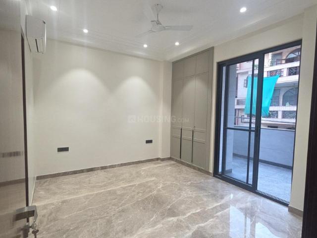 Flat for sale in West Delhi, Deri