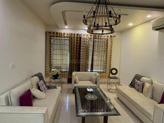 Flat for sale in West Delhi, Deri