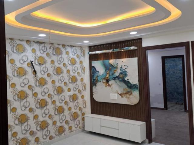 Flat for sale in North Delhi, Deri