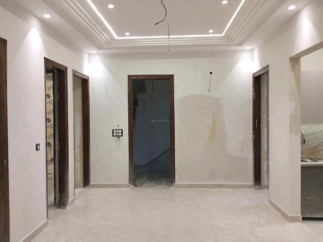 Flat for sale in North Delhi, Deri