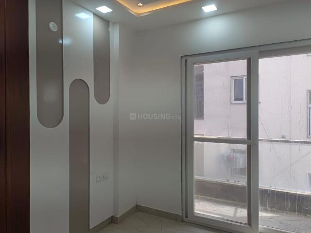 Flat for sale in North Delhi, Deri