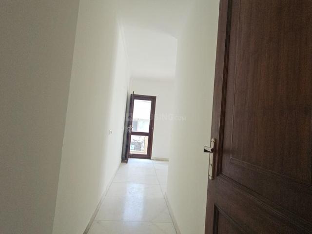 Flat for rent in South Delhi, Deri