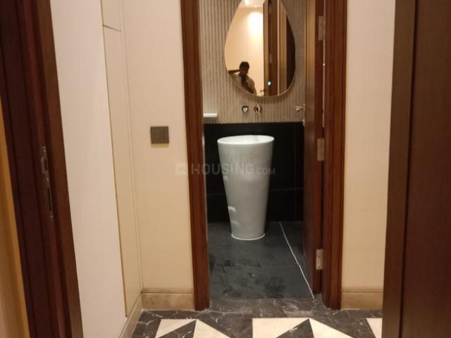 Flat for rent in South Delhi, Deri