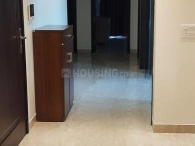 Flat for rent in Deri