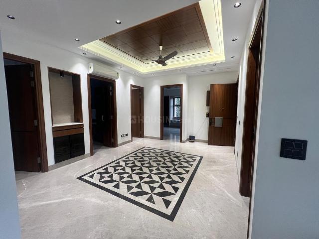 Flat for rent in Deri