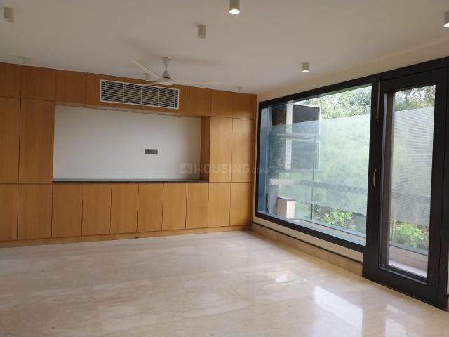 Flat for rent in Deri