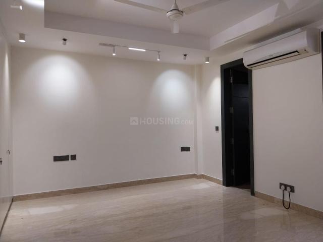 Flat for rent in Deri