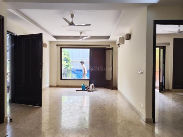 Flat for rent in Deri