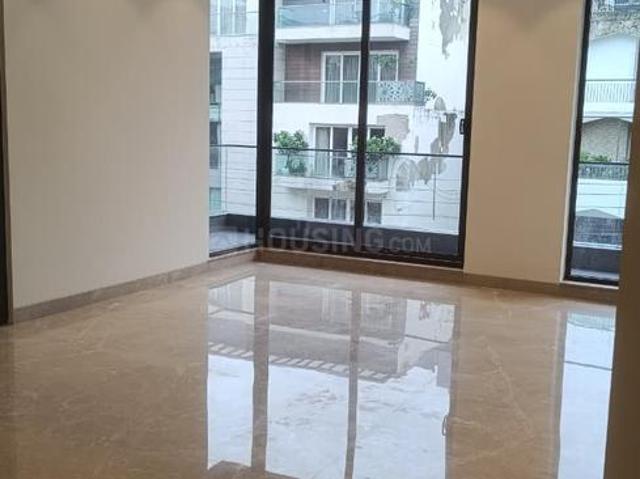 Flat for rent in Deri