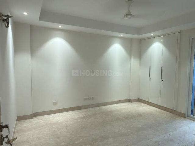 Flat for rent in Deri