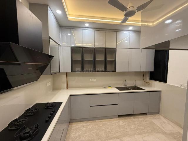 Flat for rent in Deri