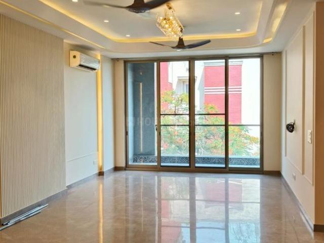 Flat for rent in Deri