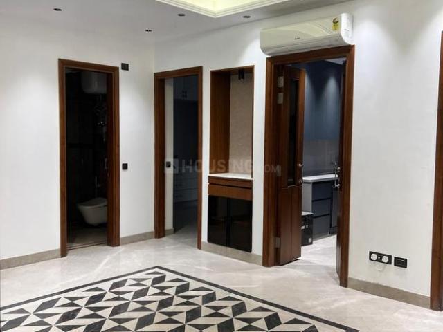 Flat for rent in Deri