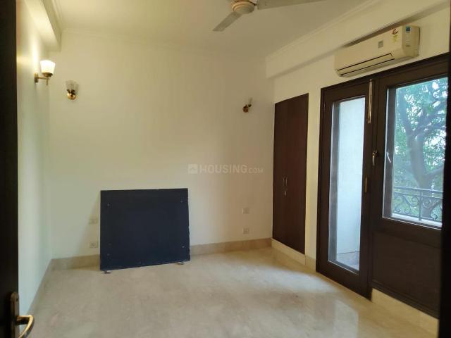 Flat for rent in Deri