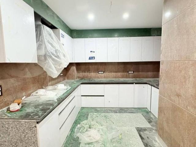 Flat for rent in South Delhi, Deri