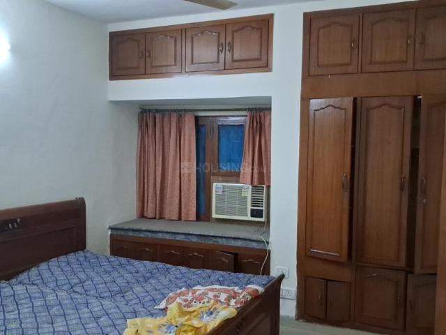 Flat for rent in Deri