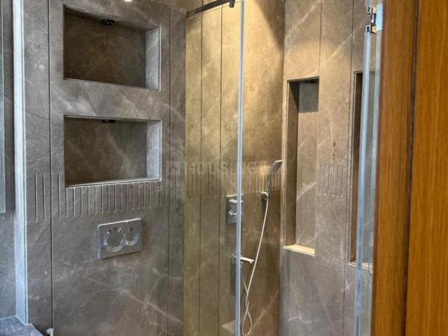 Flat for rent in South Delhi, Deri