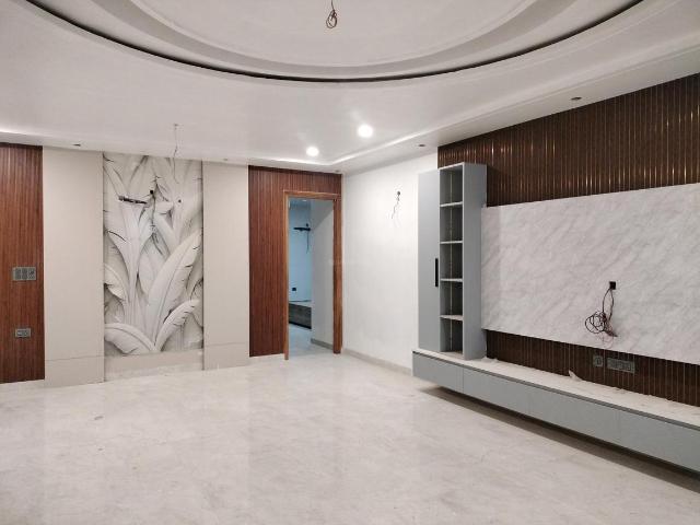 Flat for sale in Hariana