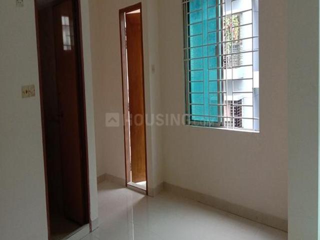 Flat for sale in North West Delhi, Deri