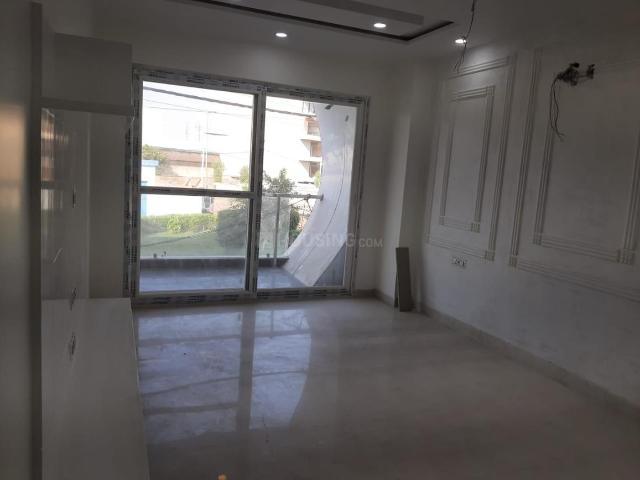 Flat for sale in North West Delhi, Deri