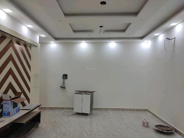 Flat for sale in South West Delhi, Deri