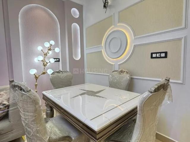 Flat for sale in South West Delhi, Deri