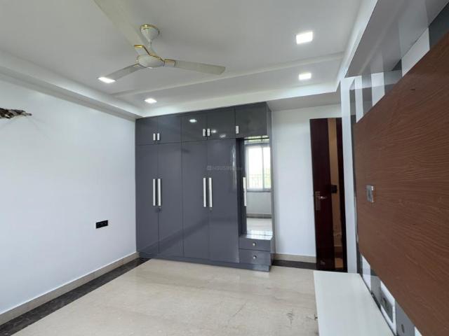 Flat for rent in South West Delhi, Deri