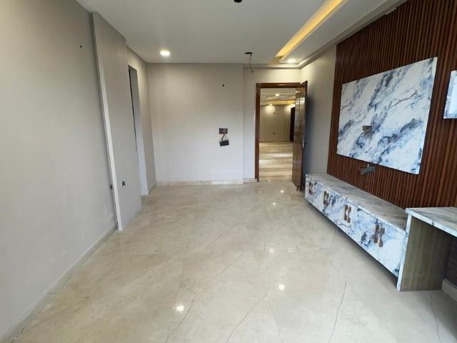 Flat for sale in Hariana