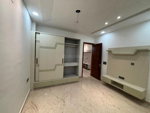 Flat for rent in North West Delhi, Deri