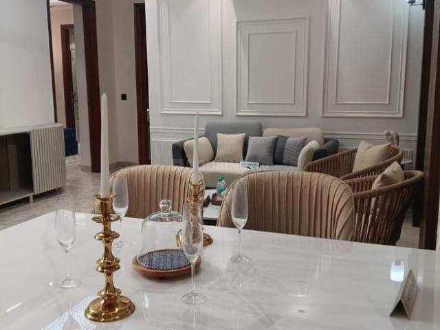 Flat for sale in North West Delhi, Deri