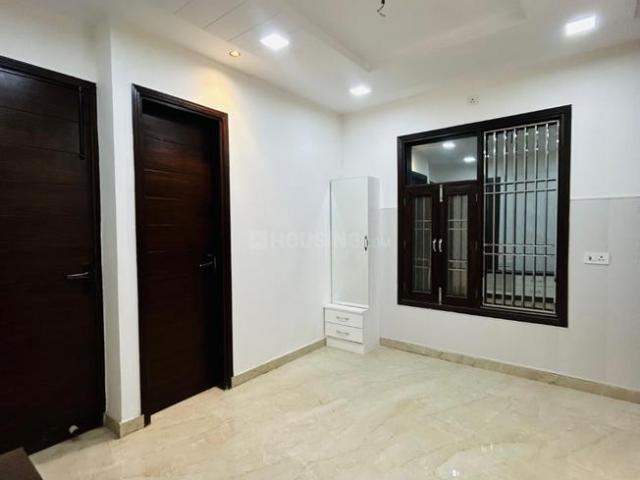 Flat for rent in North West Delhi, Deri