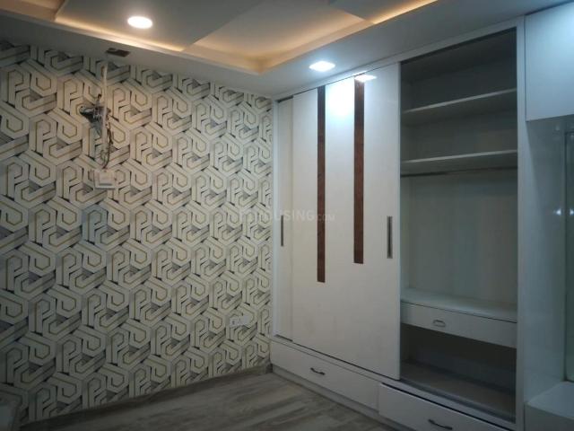 Flat for rent in North West Delhi, Deri