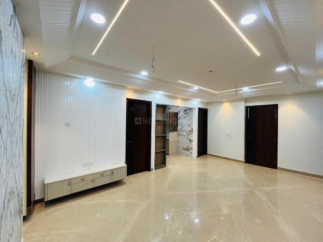 Flat for sale in North West Delhi, Deri