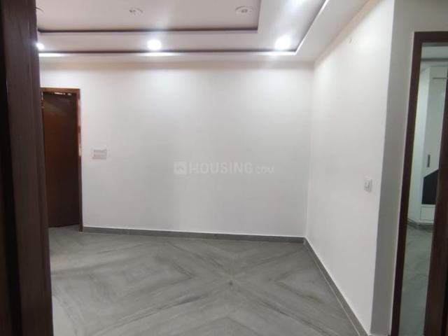 Flat for sale in North West Delhi, Deri