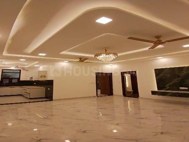 Flat for sale in Sector 32, Faridabad