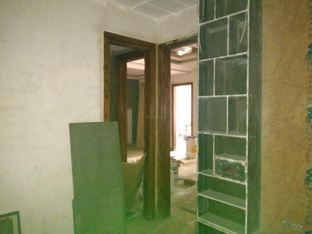 Flat for sale in North West Delhi, Deri