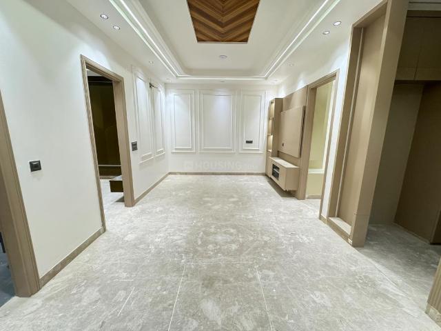 Flat for sale in North West Delhi, Deri