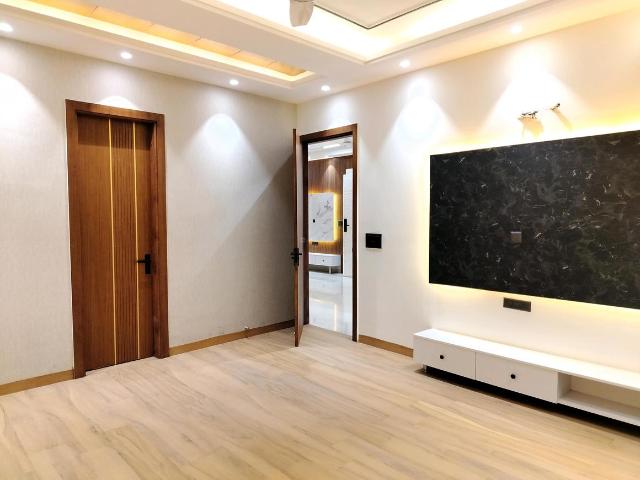 Flat for rent in Hariana