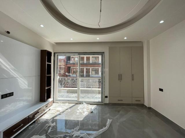 Flat for sale in Hariana