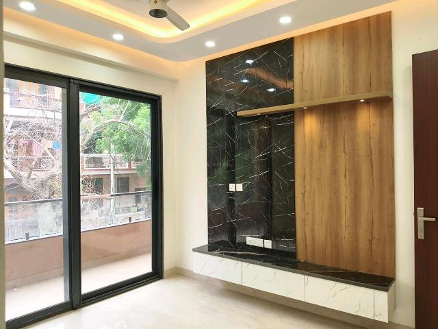 Flat for sale in Hariana